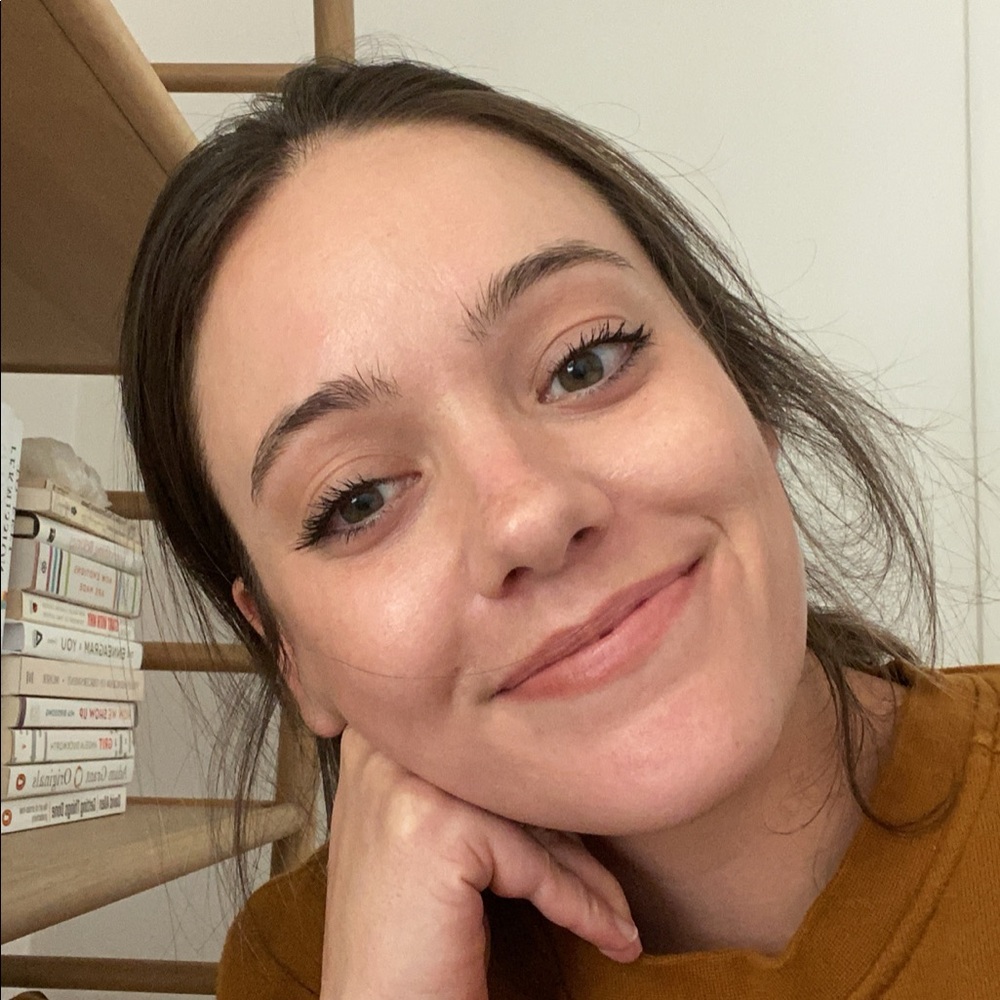Meet your Posher, Stephanie